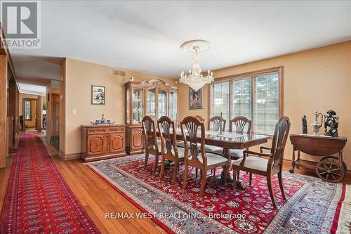 1630 Pelham Street, Pelham, ON - Indoor Photo Showing Dining Room