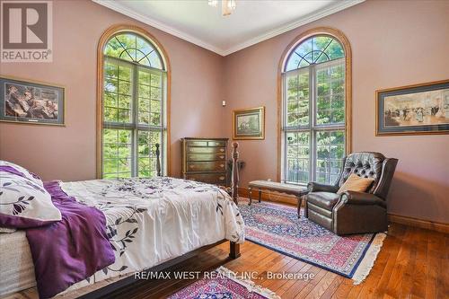 1630 Pelham Street, Pelham, ON - Indoor Photo Showing Bedroom