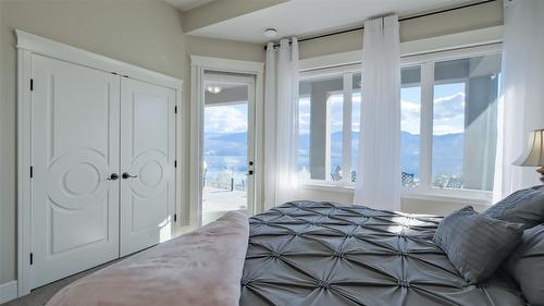 1505 Pinot Noir Drive, West Kelowna, BC - Indoor Photo Showing Bedroom