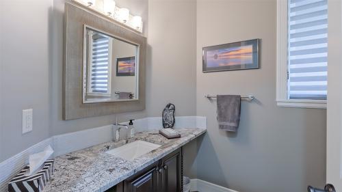 1505 Pinot Noir Drive, West Kelowna, BC - Indoor Photo Showing Bathroom