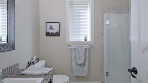 1505 Pinot Noir Drive, West Kelowna, BC - Indoor Photo Showing Bathroom