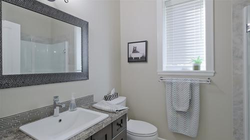 1505 Pinot Noir Drive, West Kelowna, BC - Indoor Photo Showing Bathroom