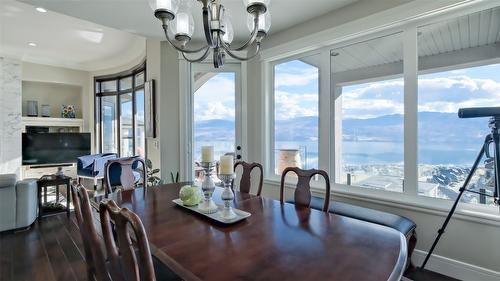 1505 Pinot Noir Drive, West Kelowna, BC - Indoor Photo Showing Dining Room