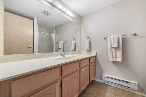 110-2477 Ingram Road, West Kelowna, BC - Indoor Photo Showing Bathroom