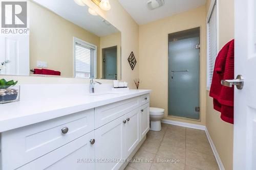 614 Cargill Path, Milton, ON - Indoor Photo Showing Bathroom