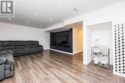 614 Cargill Path, Milton, ON - Indoor Photo Showing Living Room