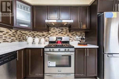 614 Cargill Path, Milton, ON - Indoor Photo Showing Kitchen