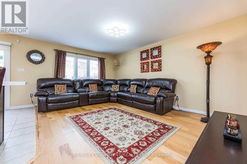 614 Cargill Path, Milton, ON - Indoor Photo Showing Living Room