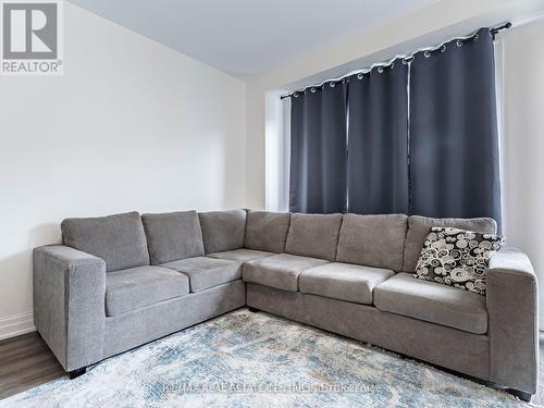 86 - 975 Whitlock Avenue, Milton, ON - Indoor Photo Showing Living Room