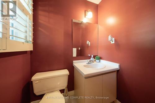 6 - 230 Meadowbrook Drive, Hamilton, ON - Indoor Photo Showing Bathroom