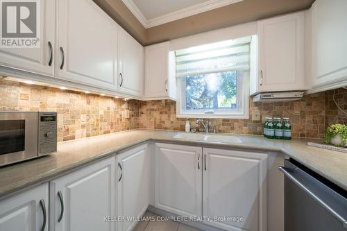 6 - 230 Meadowbrook Drive, Hamilton, ON - Indoor Photo Showing Kitchen