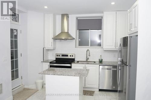 Bsmnt - 88 Bowbeer Road, Oakville, ON - Indoor Photo Showing Kitchen With Stainless Steel Kitchen With Upgraded Kitchen