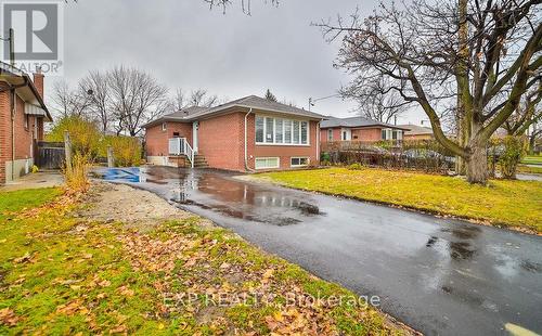 47 Brisco Street, Brampton, ON - Outdoor