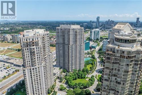 1021 - 25 Kingsbridge Gardens, Mississauga, ON - Outdoor With View