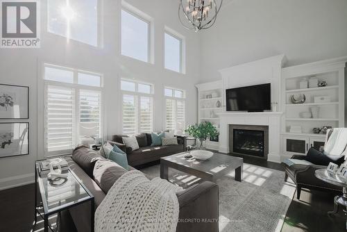 50 Earlscourt Terrace, Middlesex Centre (Kilworth), ON - Indoor Photo Showing Living Room With Fireplace