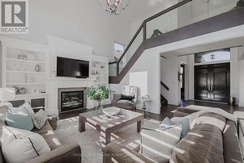 50 Earlscourt Terrace, Middlesex Centre (Kilworth), ON - Indoor Photo Showing Living Room With Fireplace