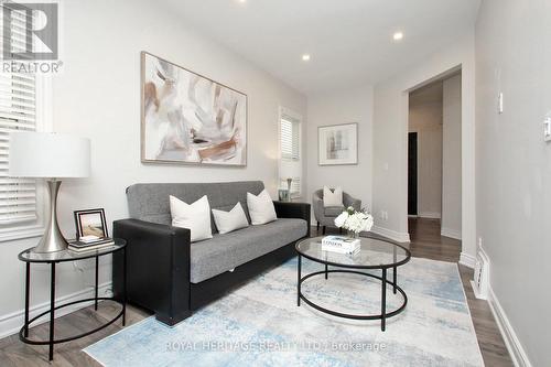 294 Burk Street, Oshawa, ON - Indoor Photo Showing Living Room