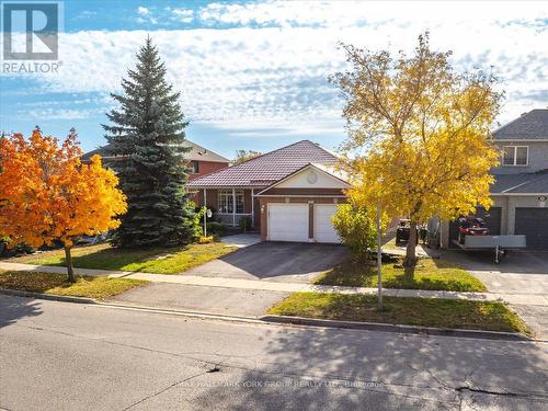 1914 Webster Boulevard, Innisfil, ON - Outdoor With Facade