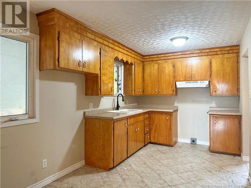 177 Houlton Street, Woodstock, NB - Indoor Photo Showing Kitchen With Double Sink