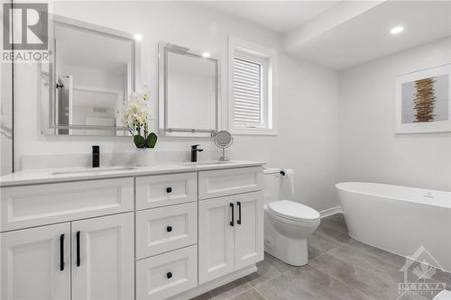 second bedroom upstairs - 17 Welby Court, Ottawa, ON - Indoor Photo Showing Bathroom