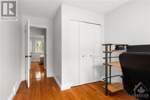 hallway upstairs - 17 Welby Court, Ottawa, ON - Indoor Photo Showing Office