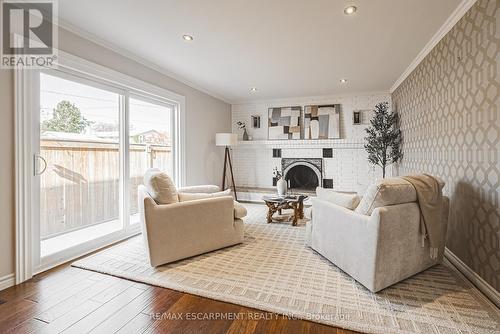 30 Alto Drive, Hamilton, ON - Indoor Photo Showing Living Room With Fireplace