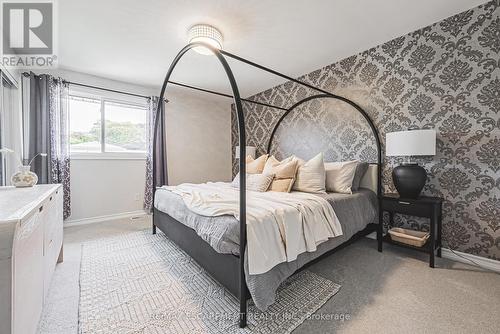 30 Alto Drive, Hamilton, ON - Indoor Photo Showing Bedroom