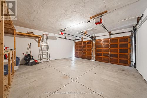 30 Alto Drive, Hamilton, ON - Indoor Photo Showing Garage