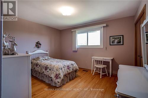 49 Anson Avenue, Hamilton, ON - Indoor Photo Showing Bedroom