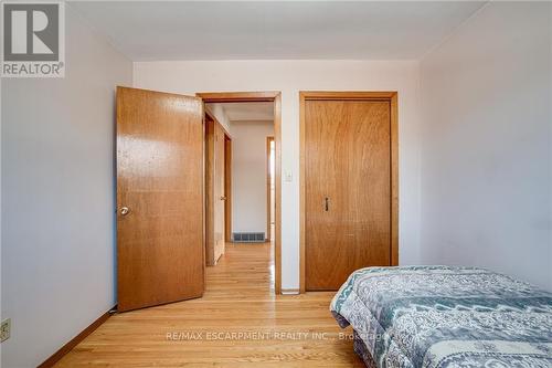 49 Anson Avenue, Hamilton, ON - Indoor Photo Showing Bedroom