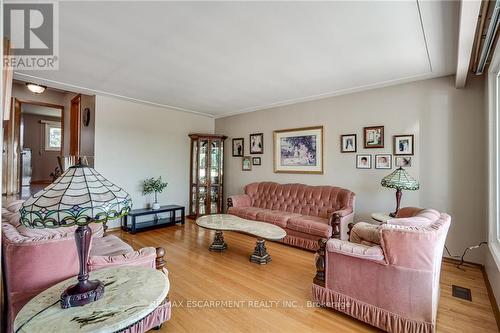 49 Anson Avenue, Hamilton, ON - Indoor Photo Showing Living Room