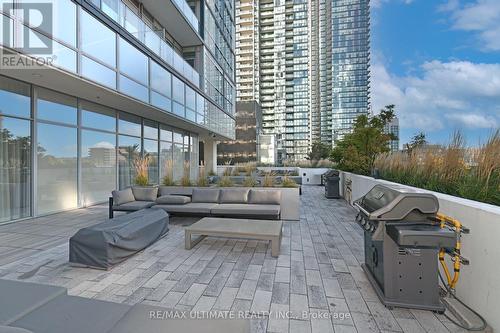 401 - 5180 Yonge Street, Toronto, ON - Outdoor