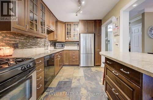 40 - 255 Mount Albion Road, Hamilton, ON - Indoor Photo Showing Kitchen