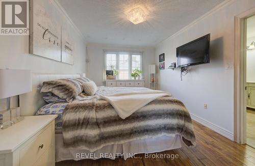 40 - 255 Mount Albion Road, Hamilton, ON - Indoor Photo Showing Bedroom