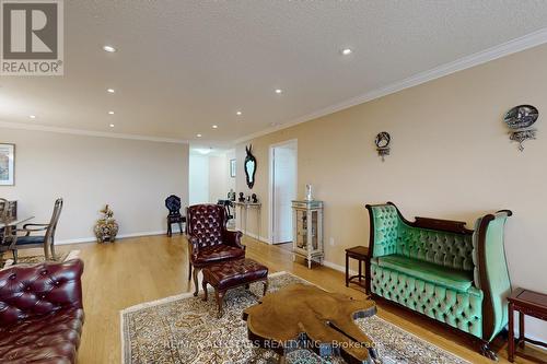 1506 - 610 Bullock Drive, Markham, ON - Indoor