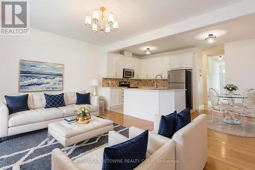 2404 Whistling Springs Crescent, Oakville, ON - Indoor Photo Showing Living Room