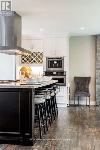 4310 Line 6, Bradford West Gwillimbury, ON - Indoor Photo Showing Kitchen