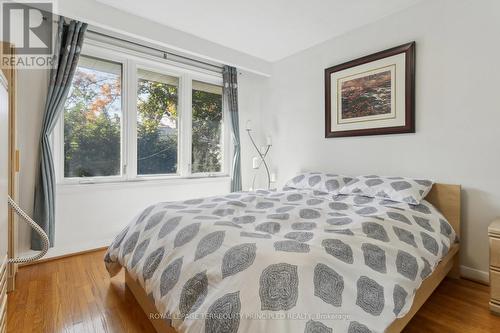 26 Boxwood Road, Toronto, ON - Indoor Photo Showing Bedroom