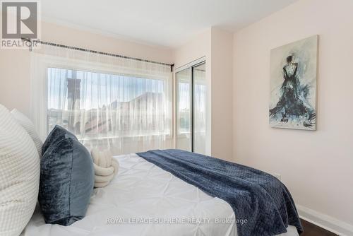 15 Corbett Avenue, Toronto, ON - Indoor Photo Showing Bedroom