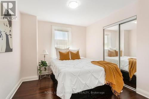 15 Corbett Avenue, Toronto, ON - Indoor Photo Showing Bedroom