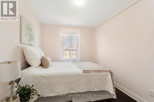 15 Corbett Avenue, Toronto, ON - Indoor Photo Showing Bedroom