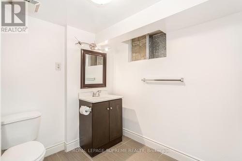 15 Corbett Avenue, Toronto, ON - Indoor Photo Showing Bathroom