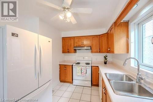 49 Dawn Ridge Drive, Kitchener, ON - Indoor Photo Showing Kitchen With Double Sink