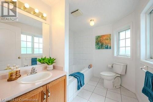 49 Dawn Ridge Drive, Kitchener, ON - Indoor Photo Showing Bathroom