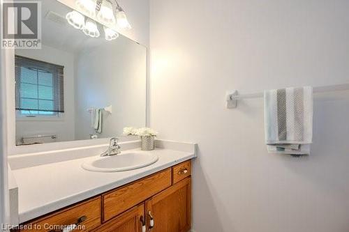 49 Dawn Ridge Drive, Kitchener, ON - Indoor Photo Showing Bathroom