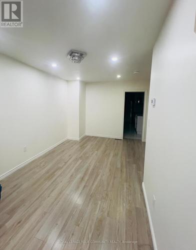 153 1/2 Olive Avenue S, Oshawa, ON - Indoor Photo Showing Other Room