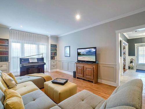 Family room - 160 Rue Des Méandres, Saint-Jérôme, QC - Indoor Photo Showing Living Room