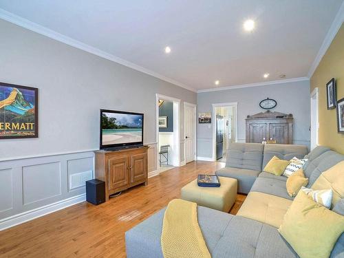 Family room - 160 Rue Des Méandres, Saint-Jérôme, QC - Indoor Photo Showing Living Room