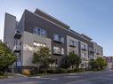 Frontage - 306-240 Ch. Bates, Mont-Royal, QC  - Outdoor With Facade 