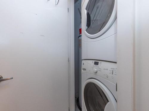 Laundry room - 306-240 Ch. Bates, Mont-Royal, QC - Indoor Photo Showing Laundry Room